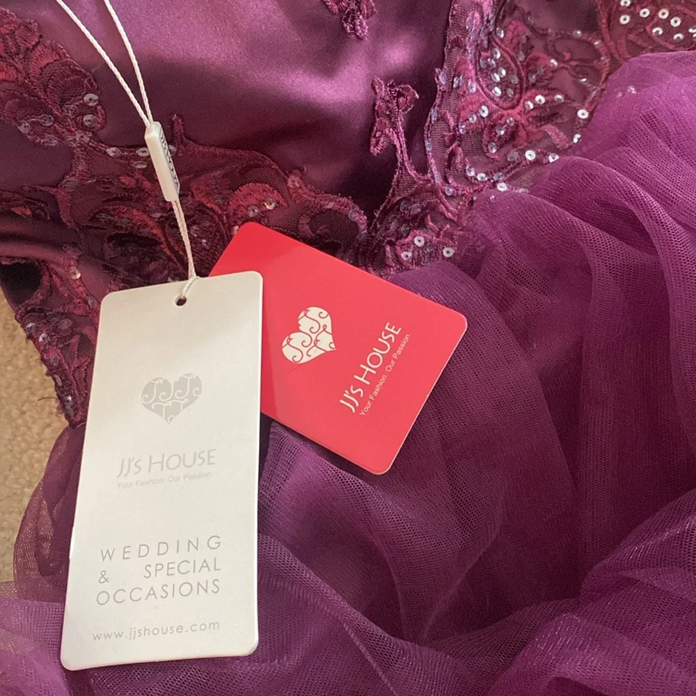 JJ House NWT special occasion dress - Picture 12 of 13